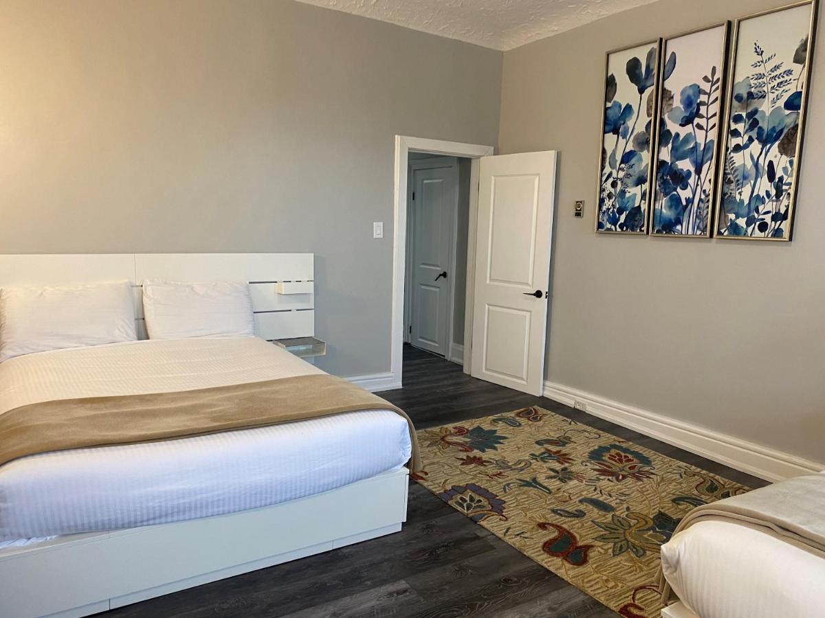 Hotel Bedford Годерич Экстерьер фото